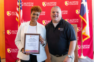 Dr. Howard Starr Student Affairs Division Faculty/Staff Recognition Award: Traci Howard Moore